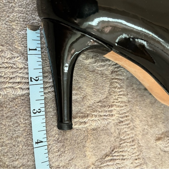 Stuart Weitzman Black Patent Leather Heels Pumps 10 Peep Toe Office Career EUC - Picture 11 of 12